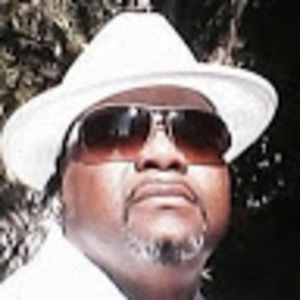 Meet your Posher, Derrick